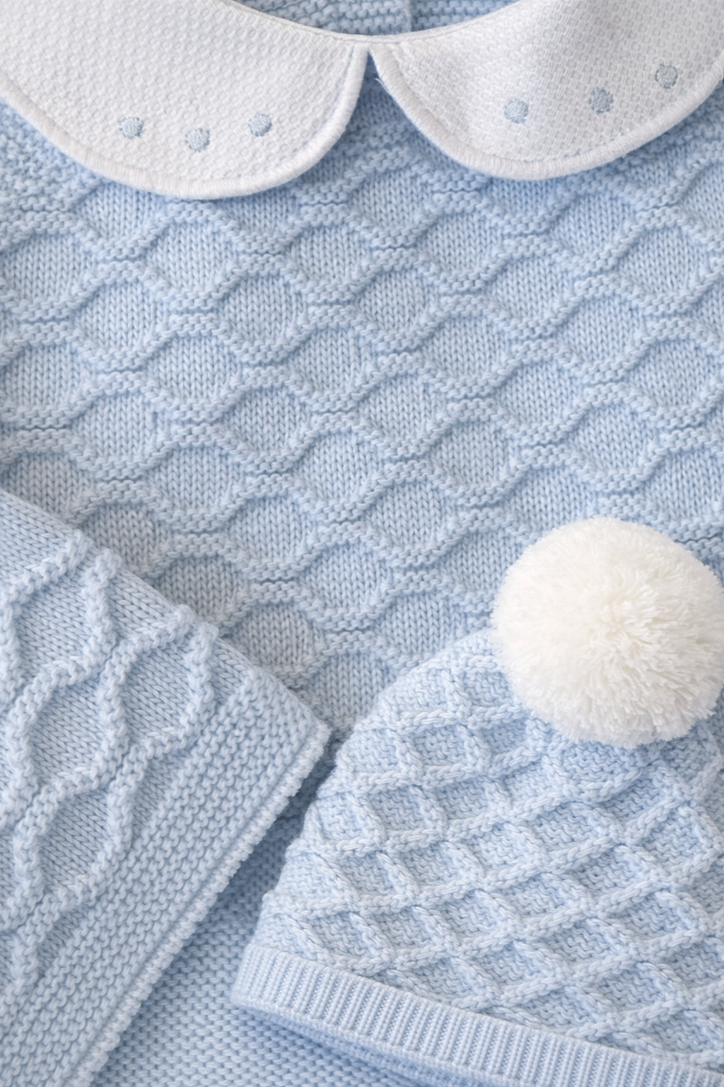 Kint Soft Blue – Newborn 3-Piece Knit Set