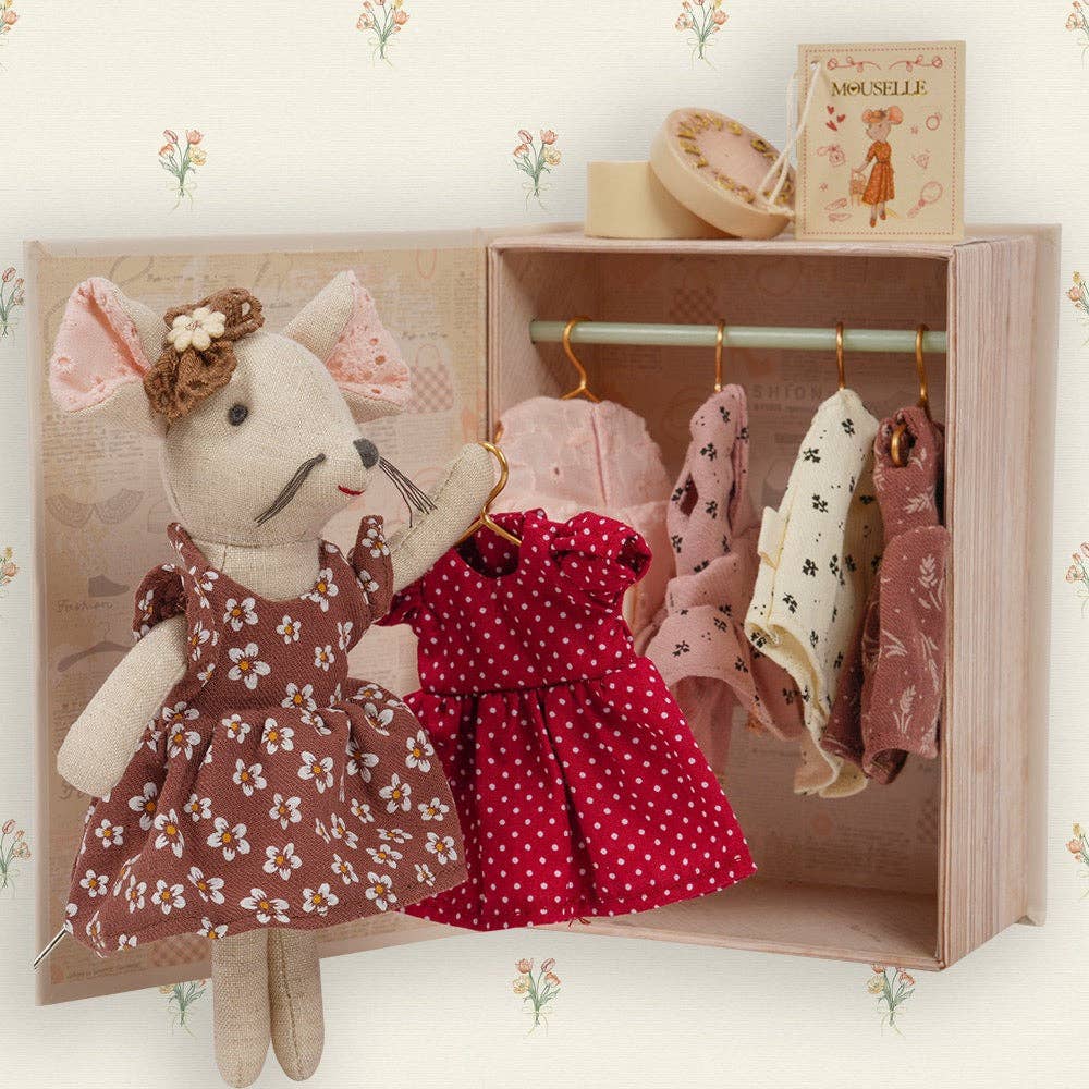 Mouselle Mouse Doll with Wardrobe | LEVLOVS | Maison Maestu