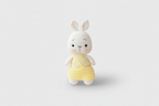 Conejito de peluche tejido a mano
