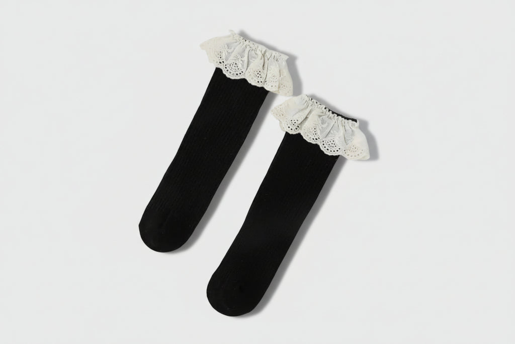 Baby Girl Solid Color Lace Trim Knee-High Socks – Black