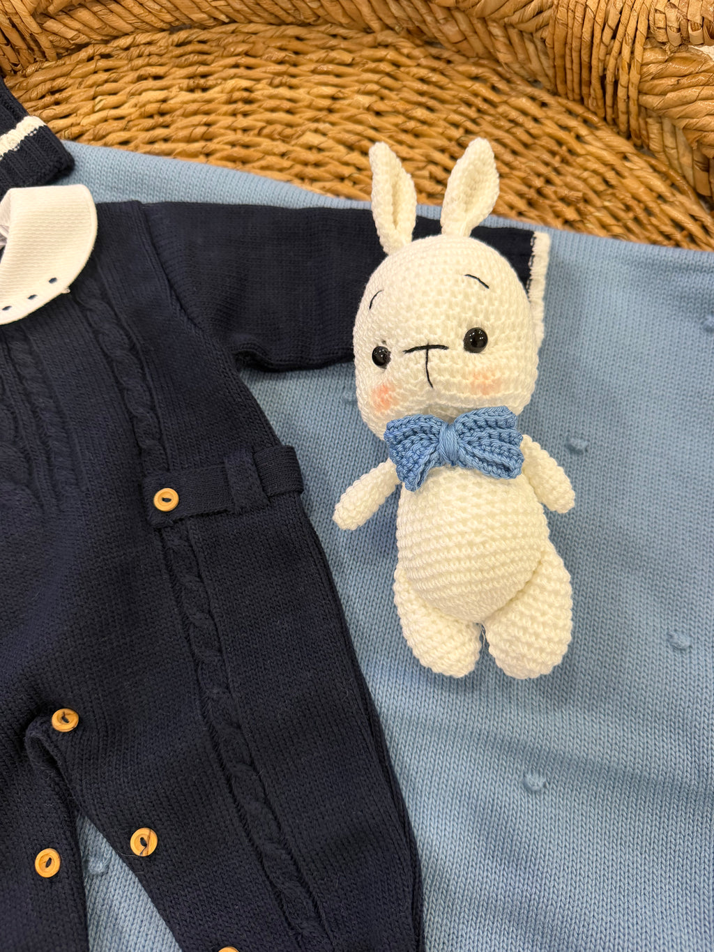 Navy Little Gentleman Newborn Gift Set – Knit Outfit + Blue Blanket + Bonnet