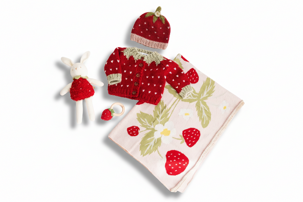 Strawberry Knit Gift Set -5pieces