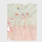Conjunto de punto de herencia para bebé niña