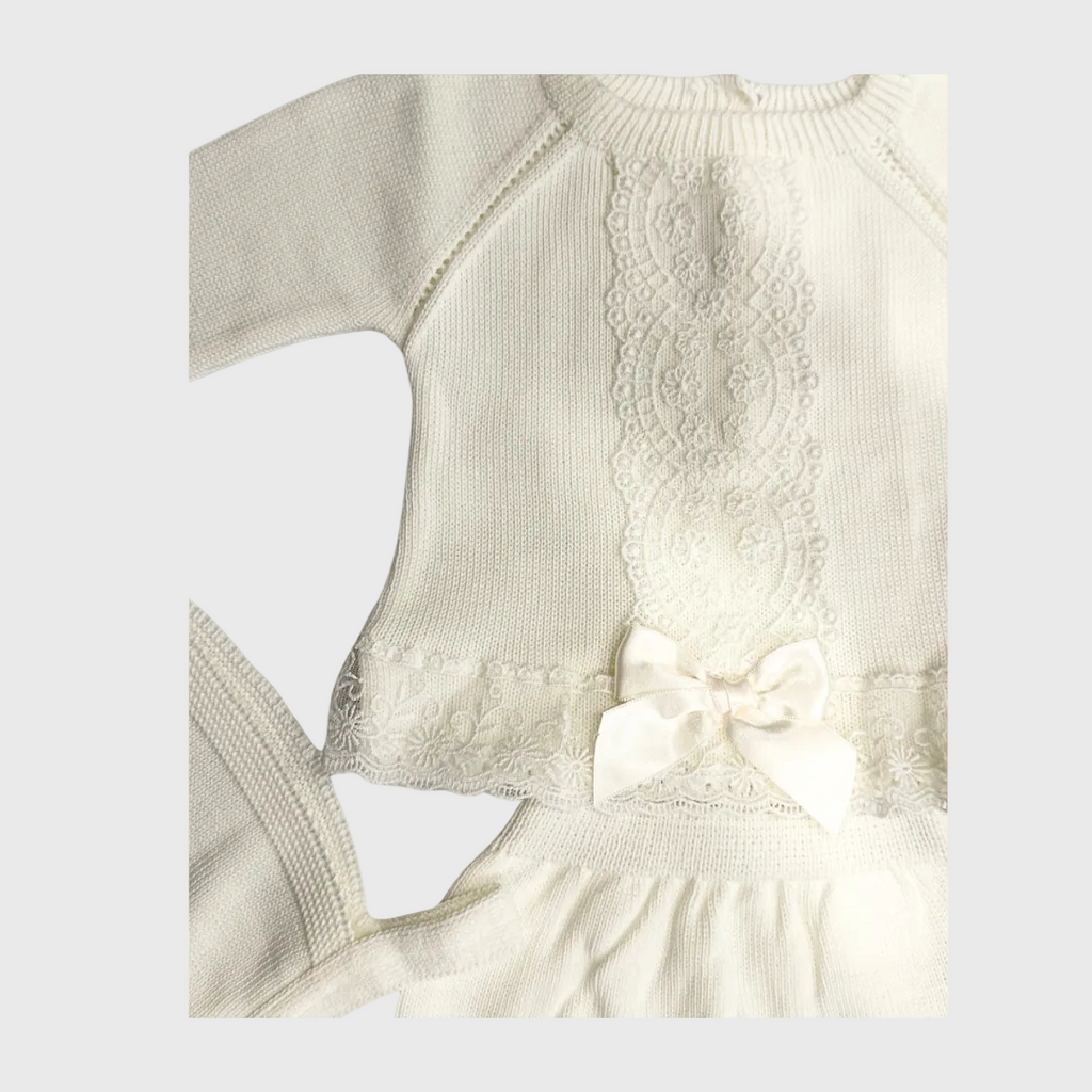 Knitted White Lace Bow Set – 3-Piece Newborn Cotton Ensemble